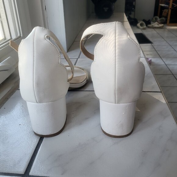 Dress Shoes - Picture 4 of 4